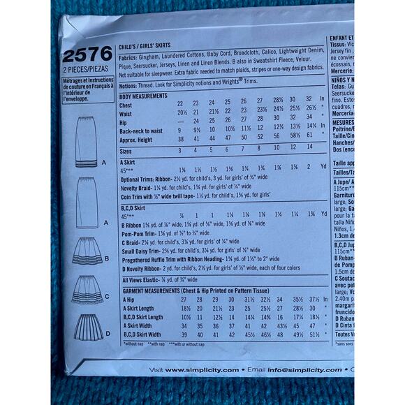 Simplicity Sewing pattern 2576 Girls skirt knee maxi - Picture 5 of 6
